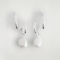 Pearl Charm Earring 1288597002