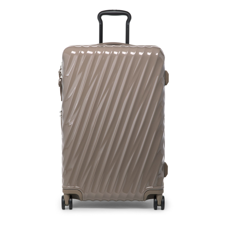 19 Degree Short Trip Expandable 4 wheeled Packing Case