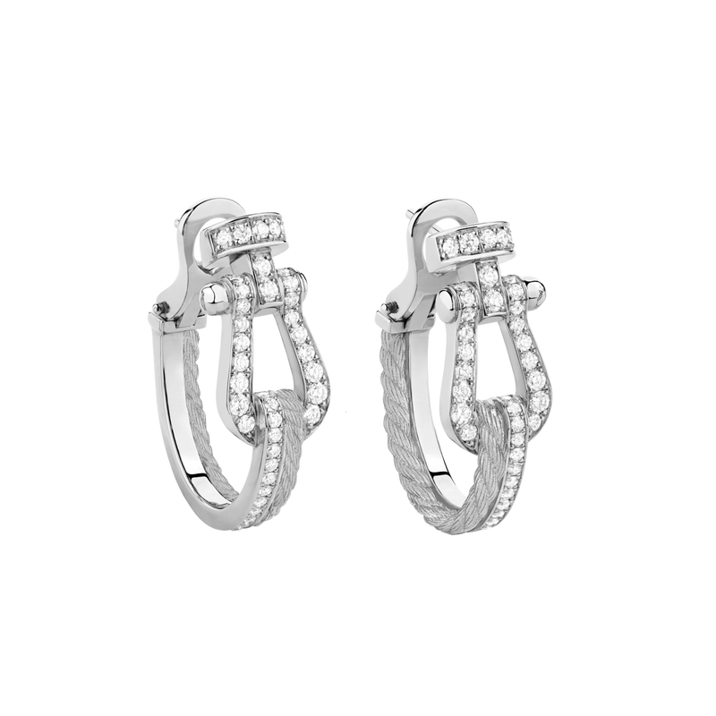 Force 10 Rise earrings in white gold with diamonds