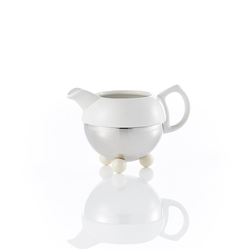 Design Creamer in White