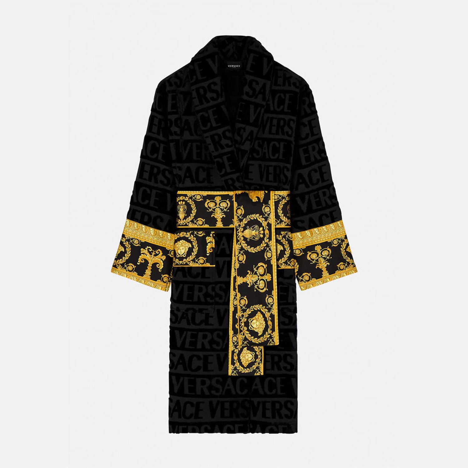 I ♡ Baroque Bathrobe