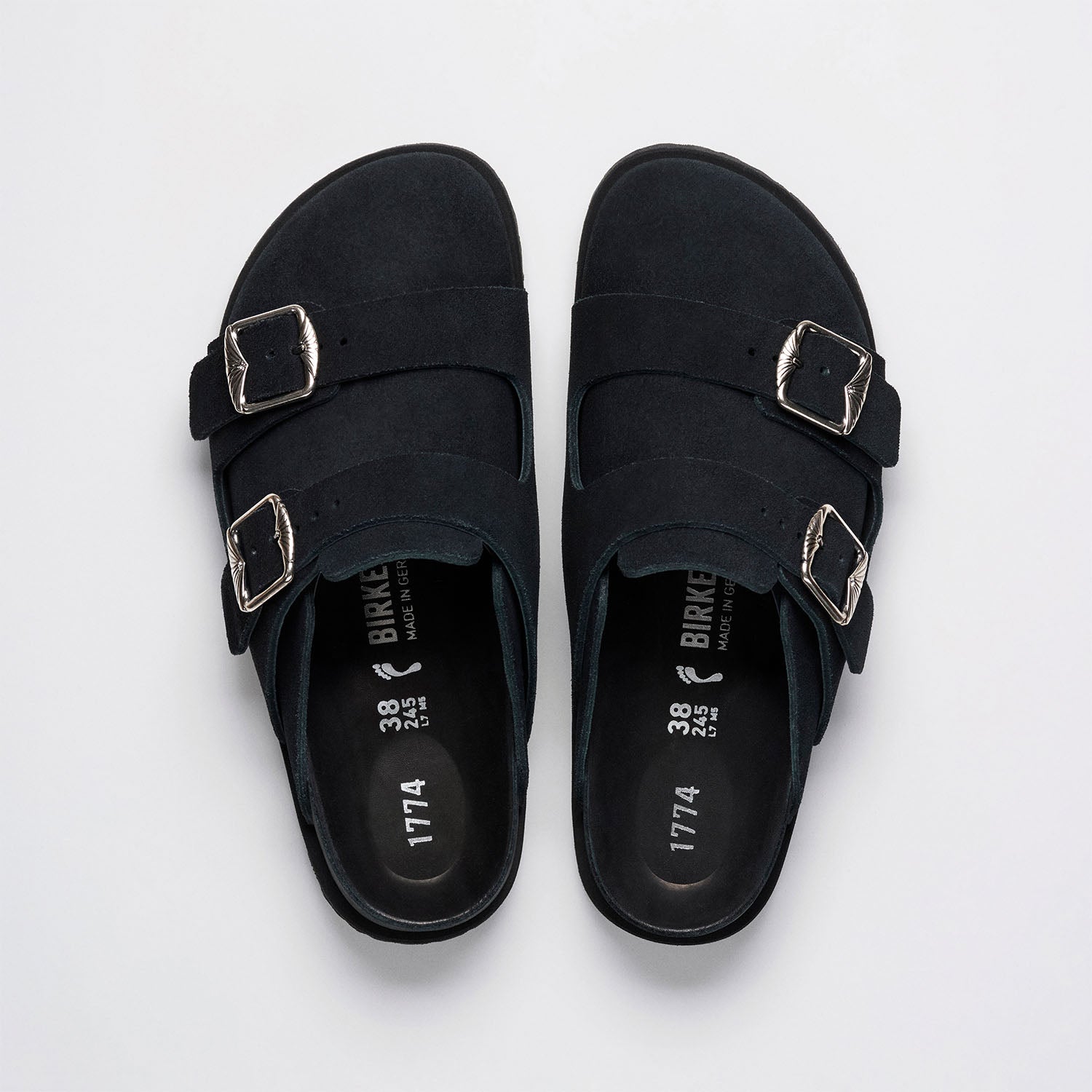 222 West Suede Cazador Black 1774