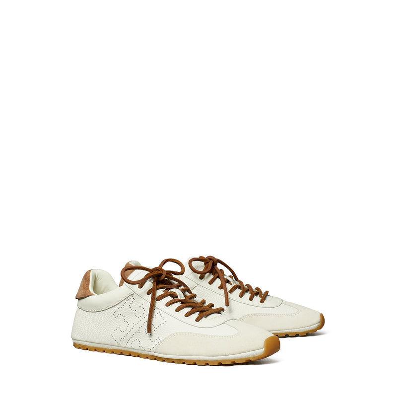 Field Sneaker