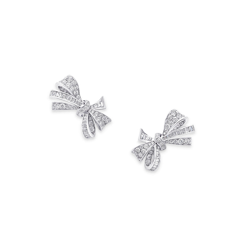 Tilda’s Bow Classic Diamond Stud Earrings