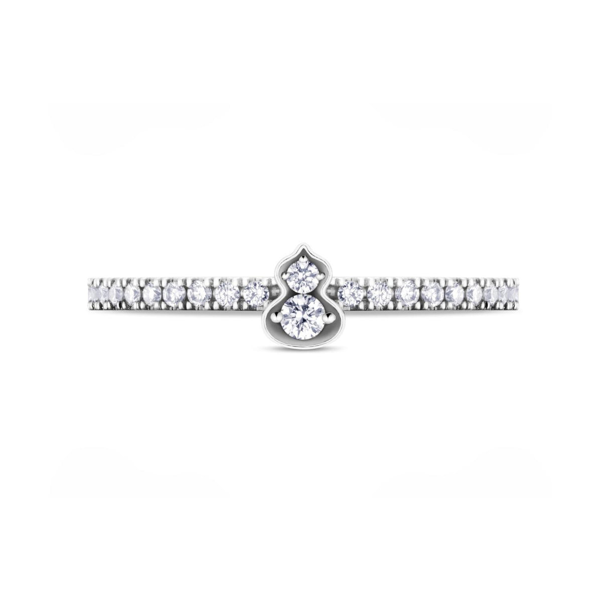 Wulu Mini Solitaire Ring in 18K White Gold Set with Diamonds