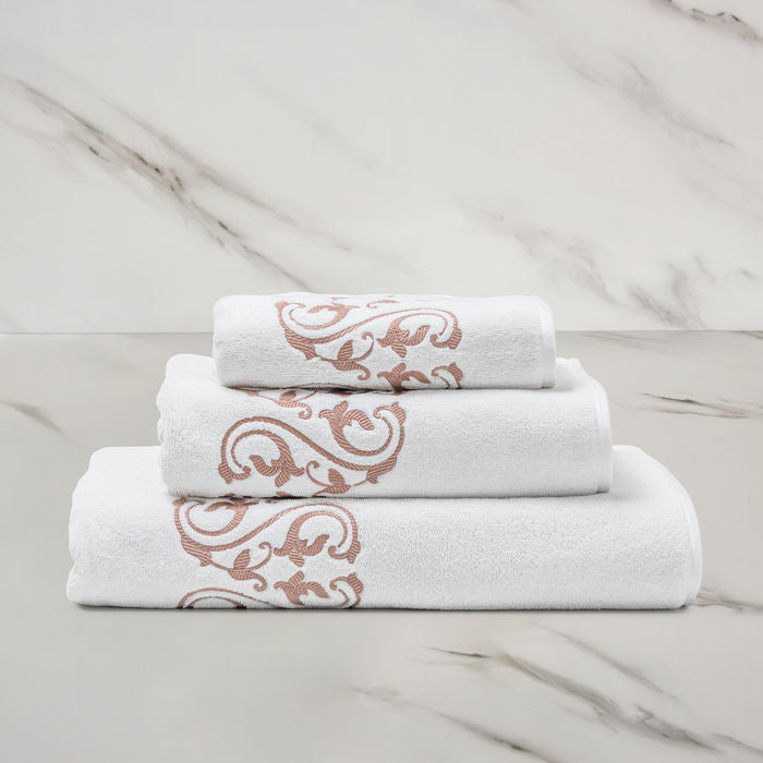 ORNATE MEDALLION EMBROIDERED GUEST TOWEL